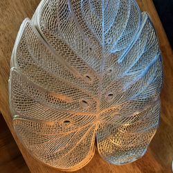 24 Gold Rubber / PVC Monstera Leaf Placemats