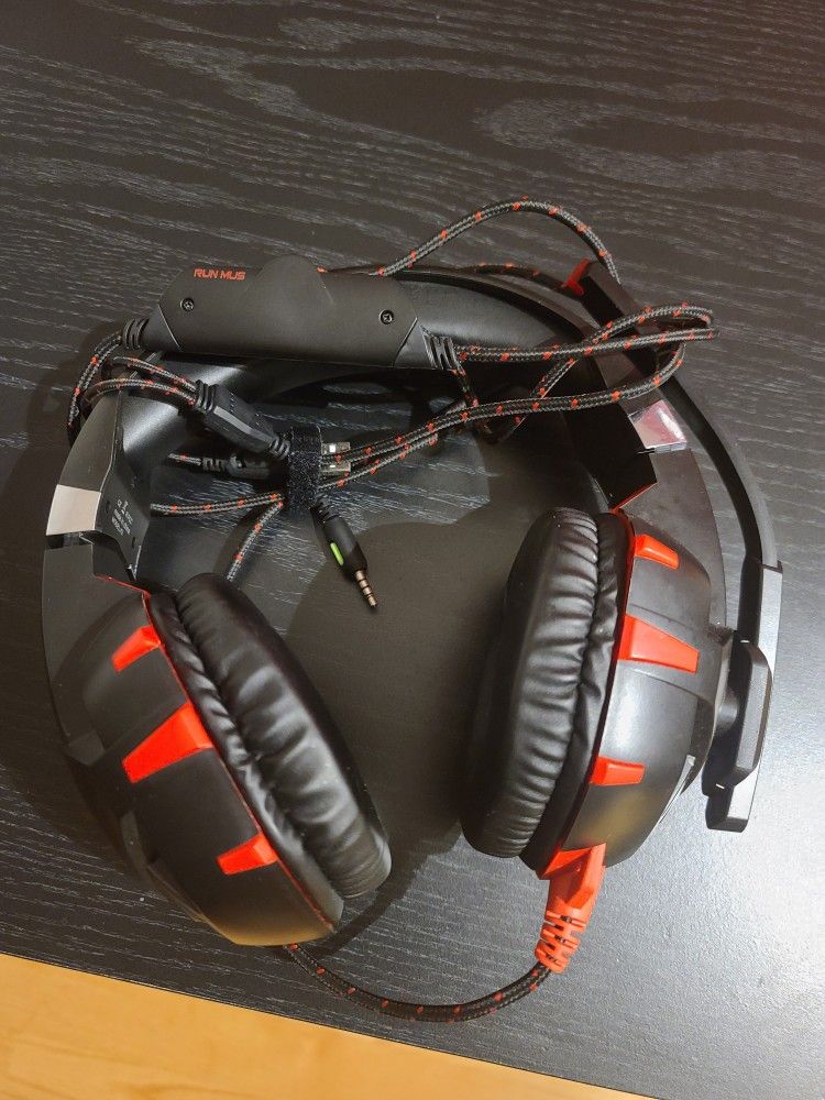 Gaming Headset-works with PS5/PC