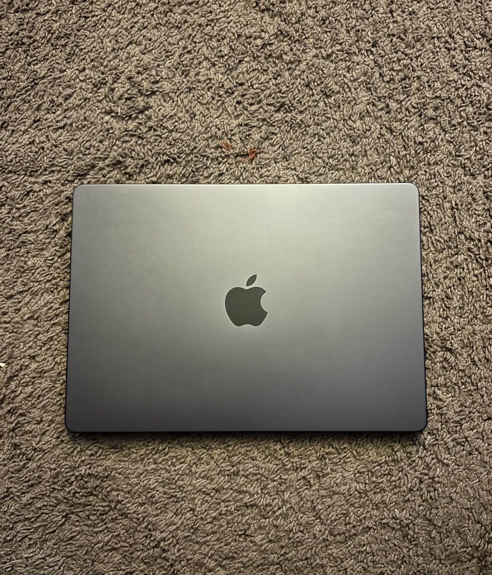 Apple 2024 MacBook Pro