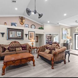 Living Room Set Sofas And Coffee Table