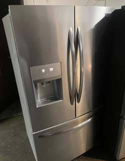 Deal: Frigidaire Gallery French Door Refrigerator w/ Dispenser