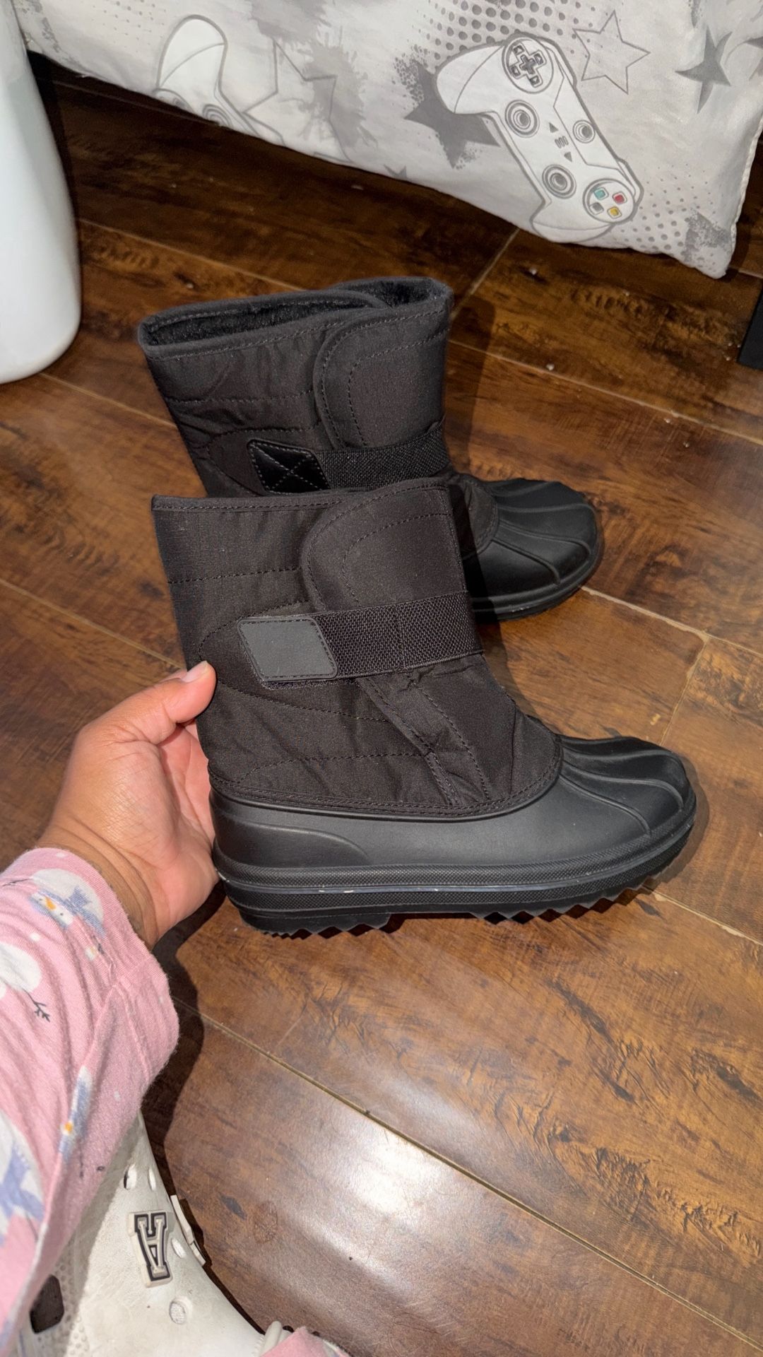 Kids Snow Boots Size 2
