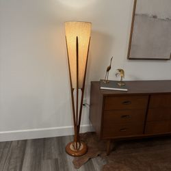 ICONIC & AUTHENTIC Modeline Torcherie Model 1525 Floor Lamp