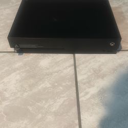 Xbox One x - 800 GB
