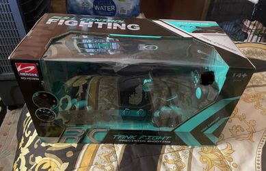 RC remote control tank fight price is firm $50 like new