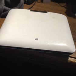 Gpx portable dvd player