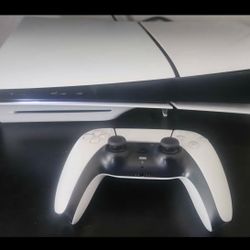 Brand new ps5 with controller