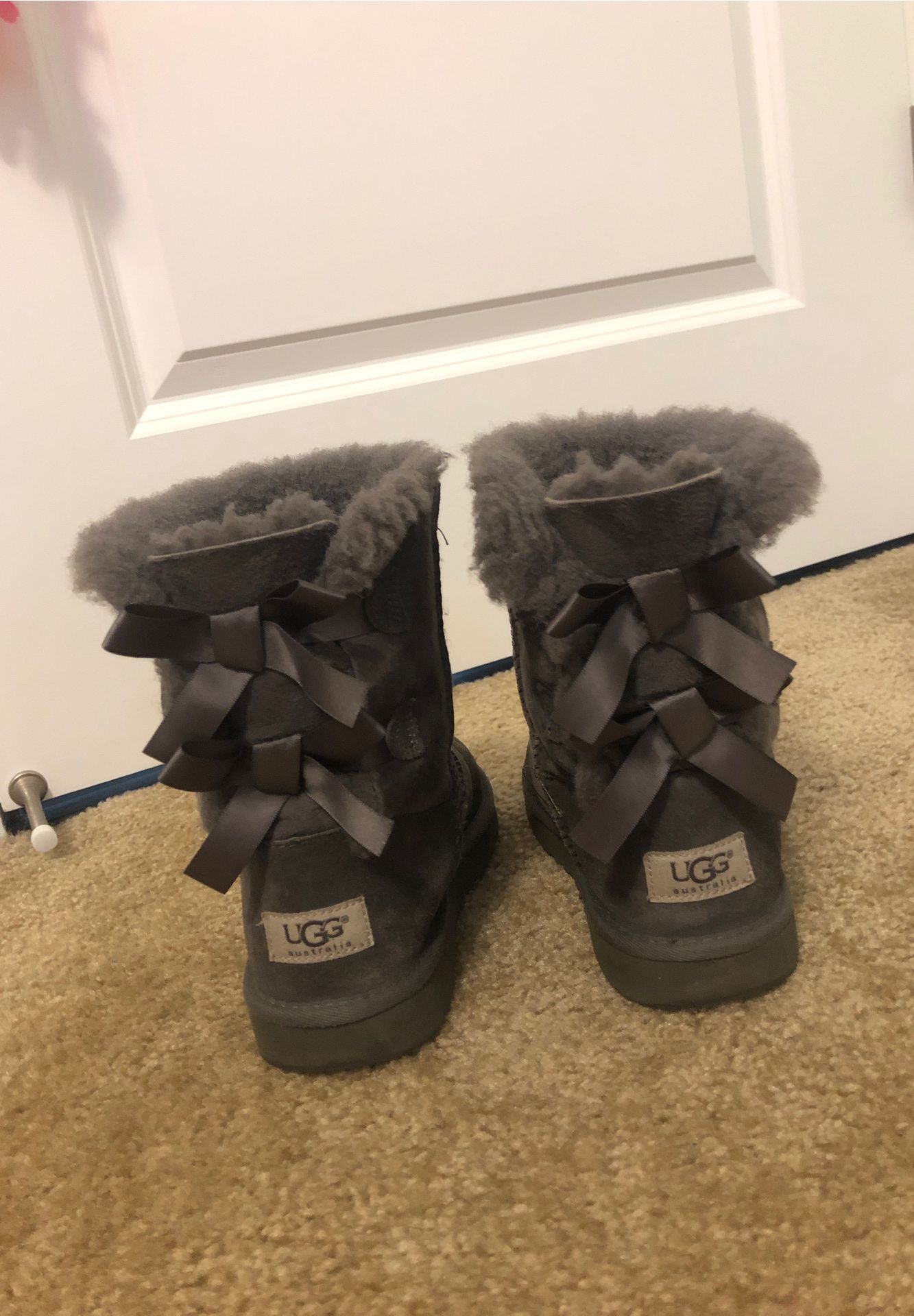 Ugg boots grey