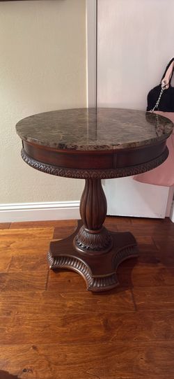 Round table