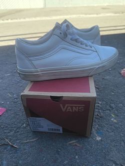 Vans Old Skool All White Low-Top Sneakers