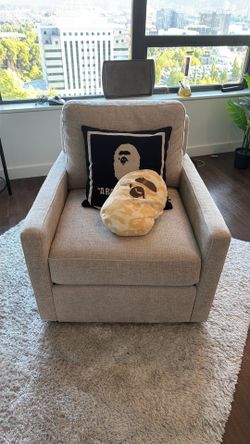 Costco accent chair
