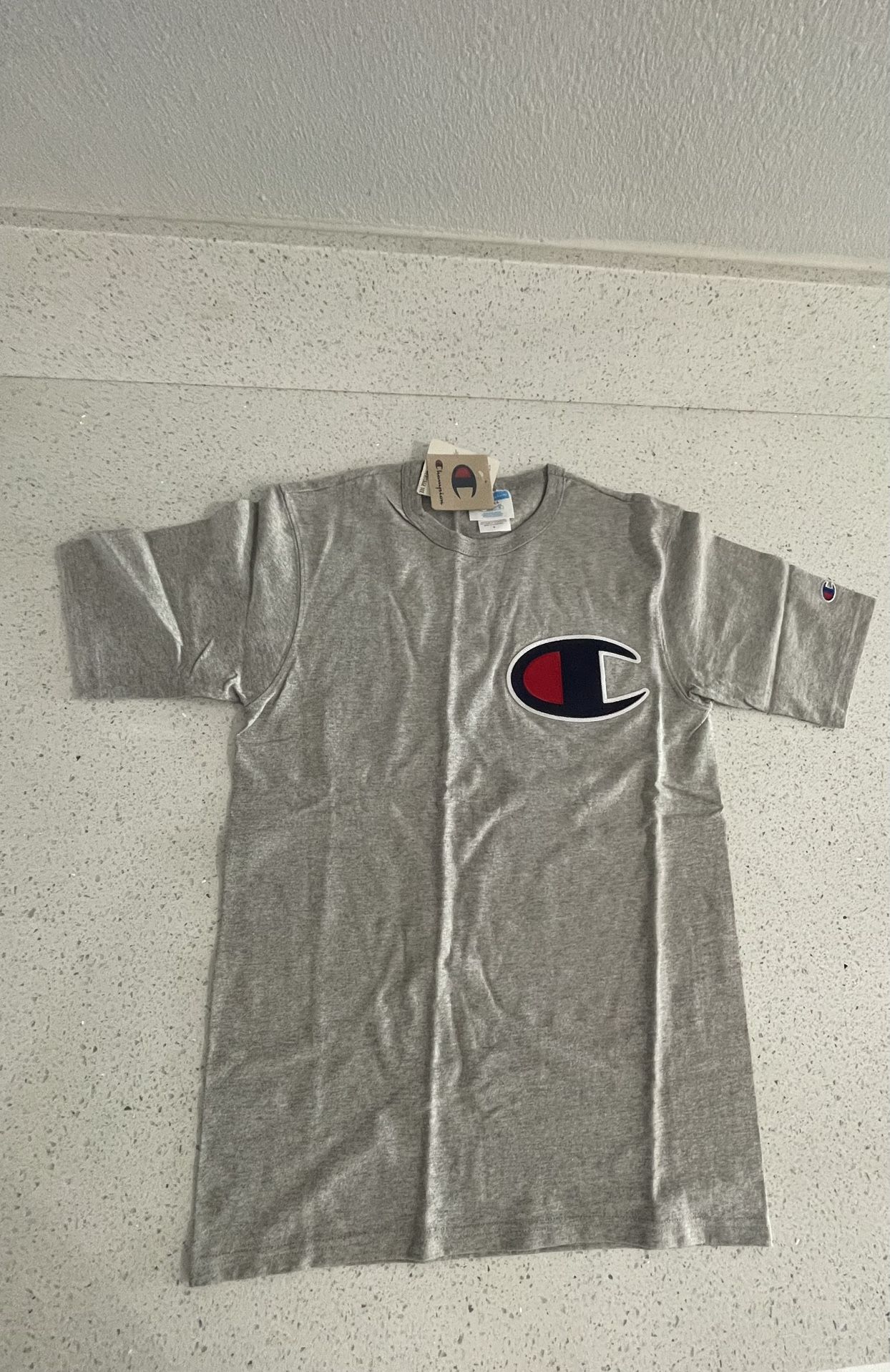 Men’s Champion, Heritage Tee Size Small