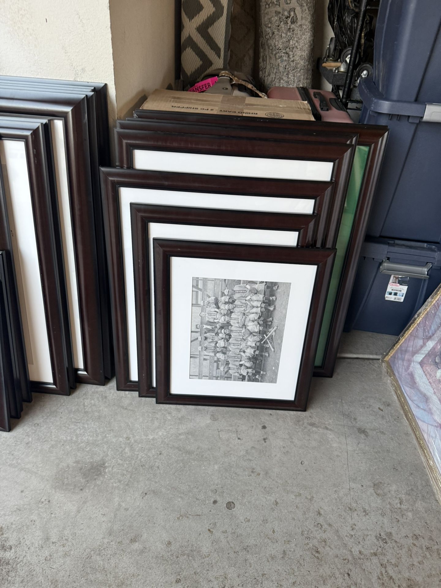 Pictures Frames