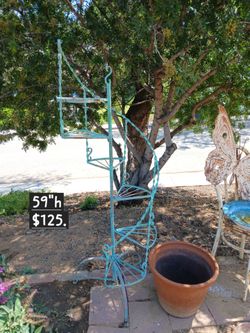 Vintage Plant Stands&Decor