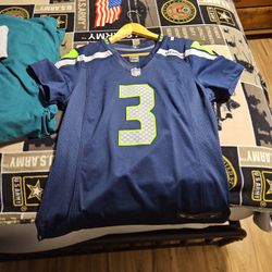 Womens Wilson #3 Seahawk Jersey