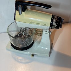 12-Speed Sunbeam Mixmaster