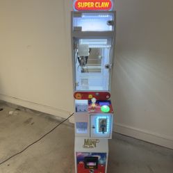 Mini Claw Machine 