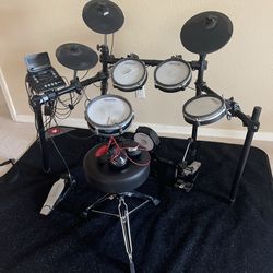 Simmons Electronic Drum Set + Stool + Headphones + Drum Rug (Works Great)