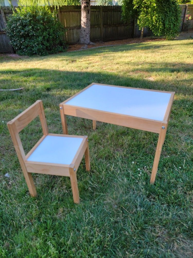 Kids Table