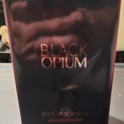 YSL BLACK OPIUM EAU DE PARFUM OVER RED