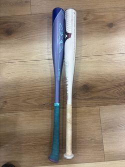 Lot of 2 Softball Bats – Axe and Mizuno