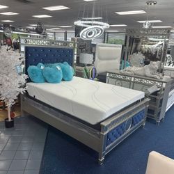 Mirrored Blue Bedroom Set 