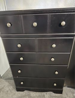 Black 5 Drawer Dresser with Silver Hardware