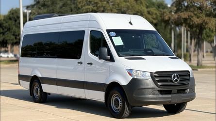 2025 Mercedes-Benz Sprinter 2500