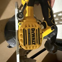 Dewalt Circular Saw 