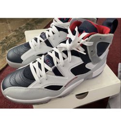 Nike Air Jordan Jumpman Two Trey White Cherrywood Red DO1925-103 Size 10.5