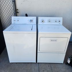 KENMORE WASHER AND DRYER GAS SET 
