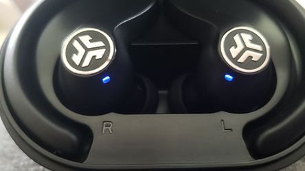 Jlab Earbud
