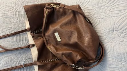 BCBG Tote w inside purse