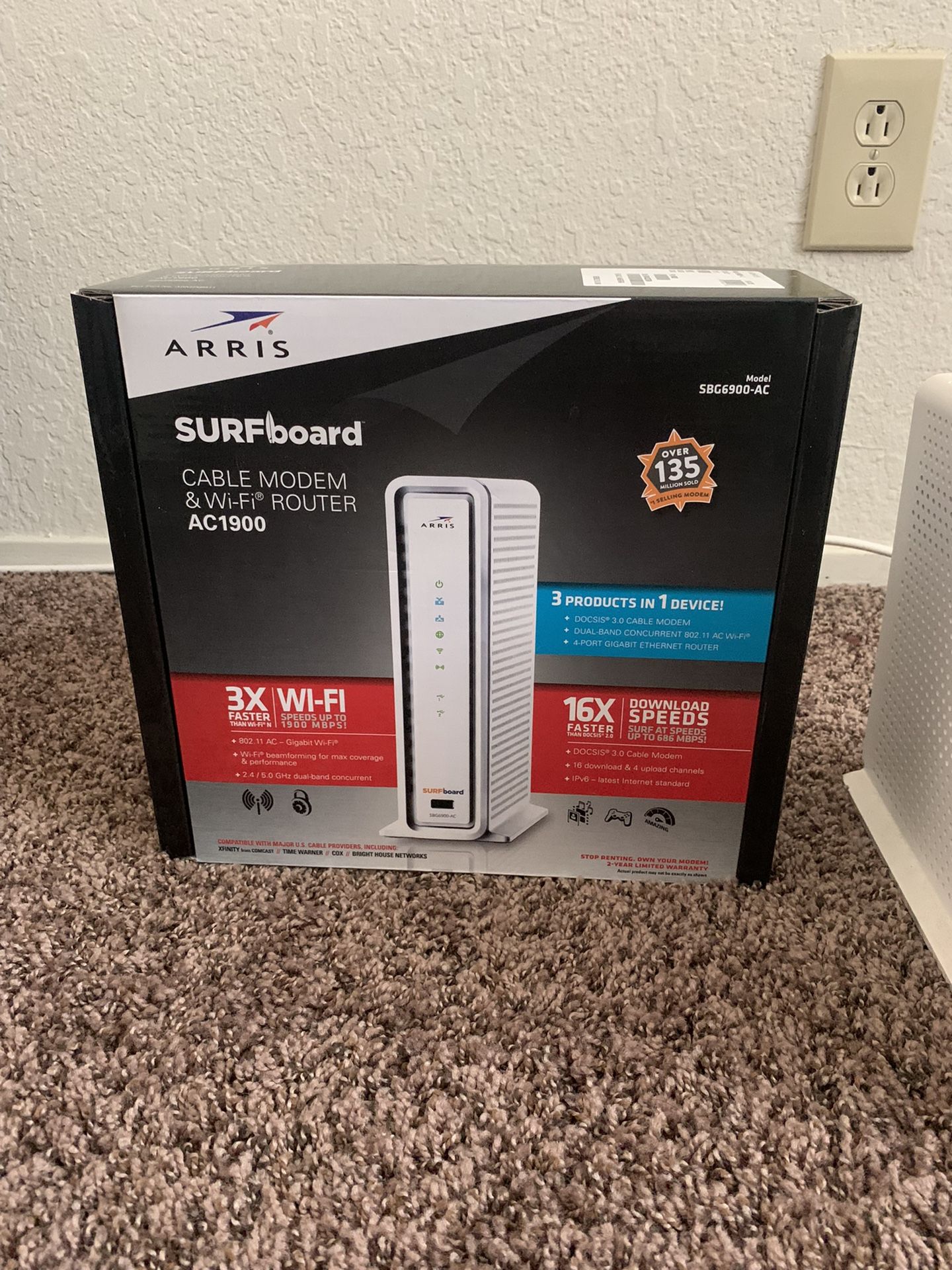 Arris Surfboard Cable Modem & WiFi Router AC1900