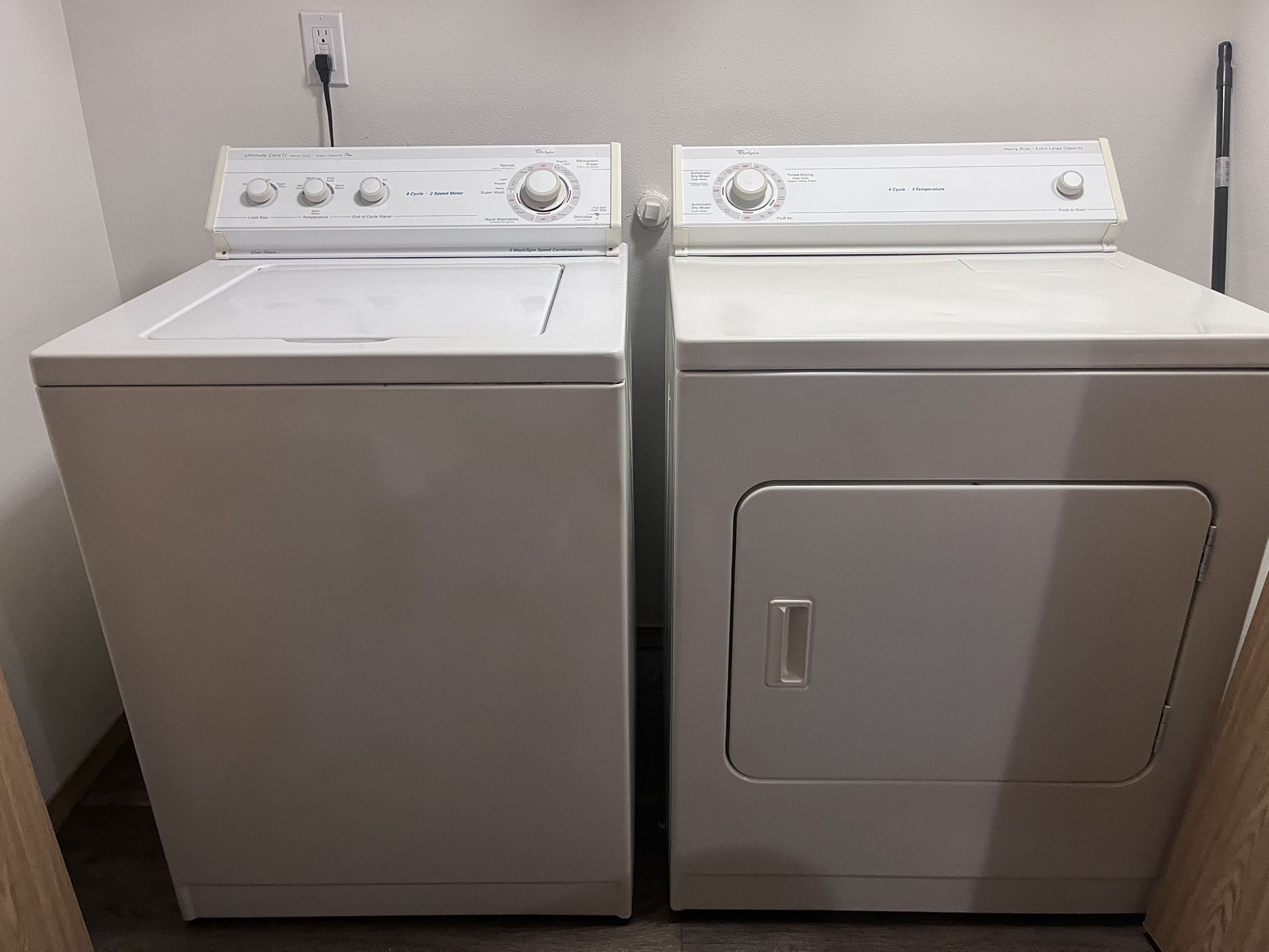 Whirlpool Washer And Dryer. Works GREAT!!