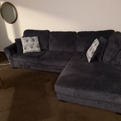 Couch Ashley Furniture