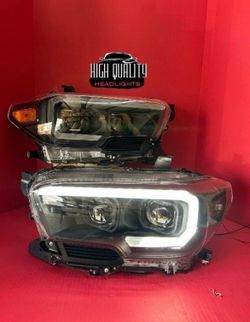 Toyota Tacoma 2016-2023 headlight