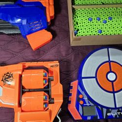 2 Nerf Guns - 300 Darts - 2 Target - Kids toy Room Man Cave Collectible - Works, Tested on Roommate.