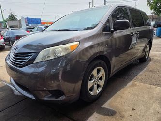 2014 Toyota Sienna