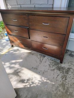 Wood dresser
