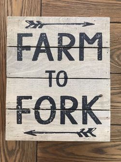 Farm To Fork Box Sign