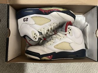 Independence Day Jordan 5s 9.5