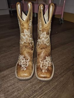 Boots 9c