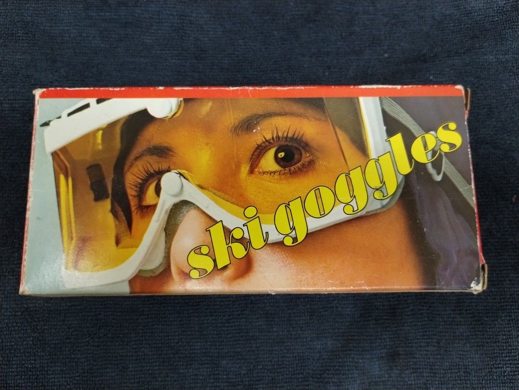 Vintage Ski Topia ski goggles by Tabata, Japan, yellow/tinted, w/box, SG-1000, 1960's