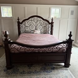 Landaluce Antique Dark Oak King Size Bed