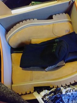 Timberland. Steel toe Boots. NEVER WORN