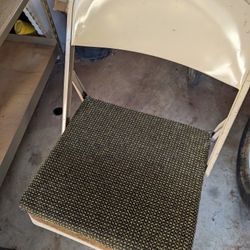 Vintage Folding Chairs 