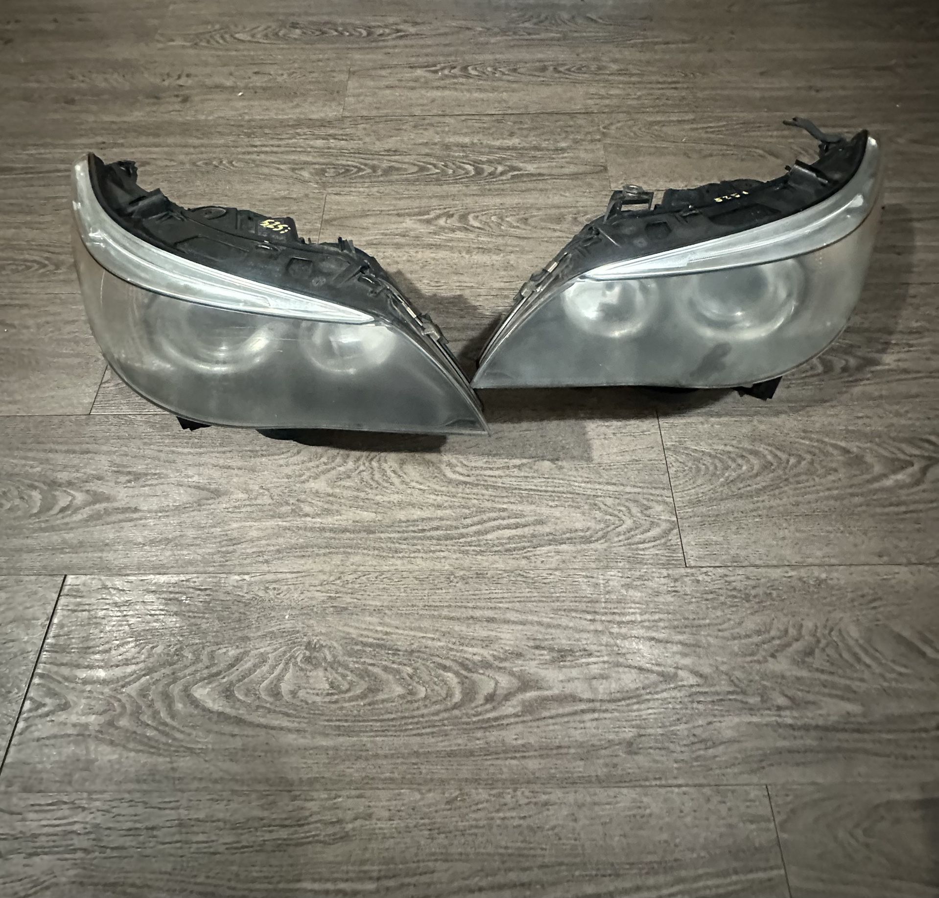 2007 BMW 525i Headlights 