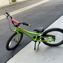 Specialized Kid’s Bike For 6-8 Years 