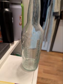 Vintage Honolulu Brewing & Malting Co. Bottle